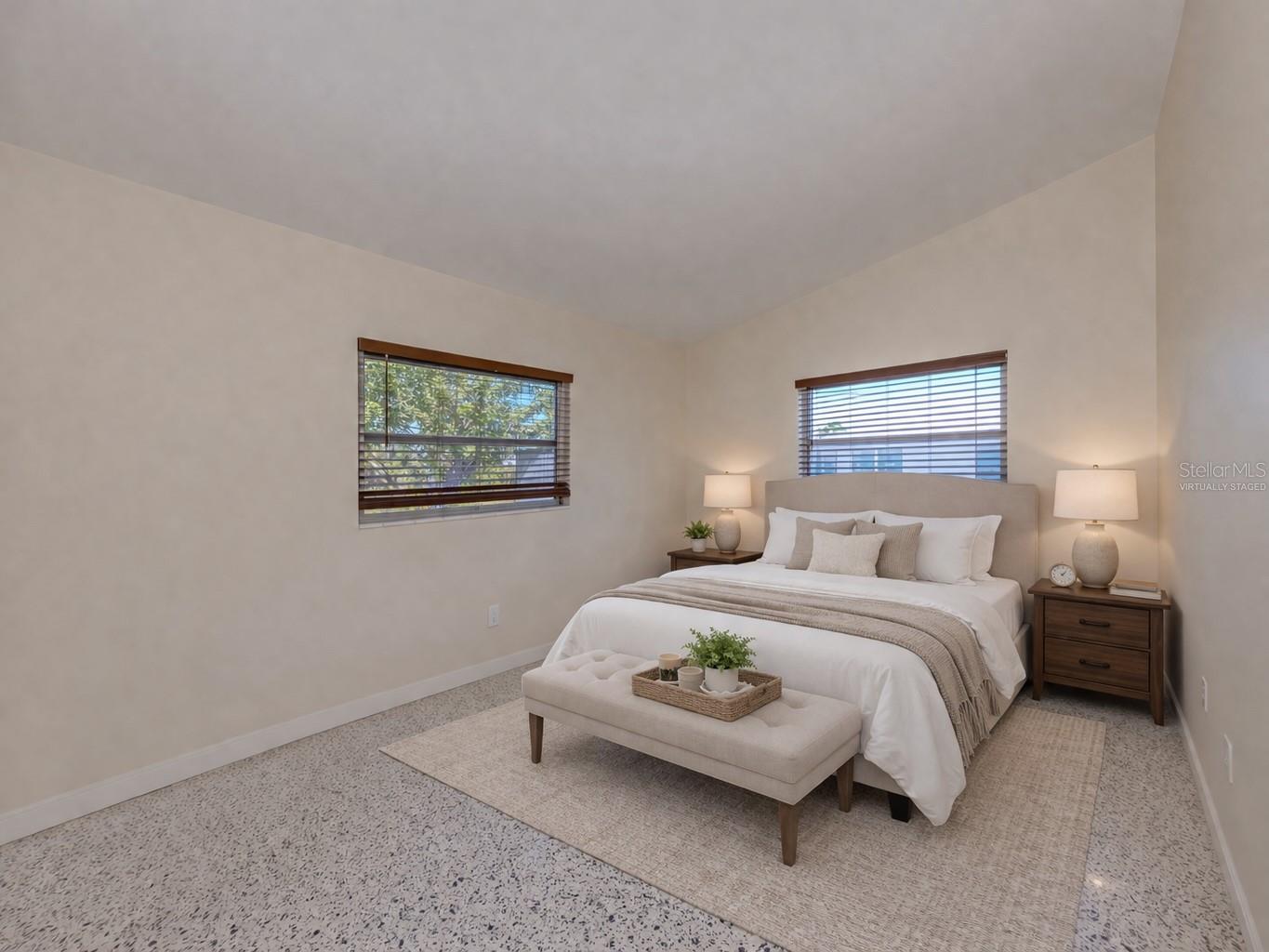 317 HILLVIEW RD, VENICE, FL, 34293