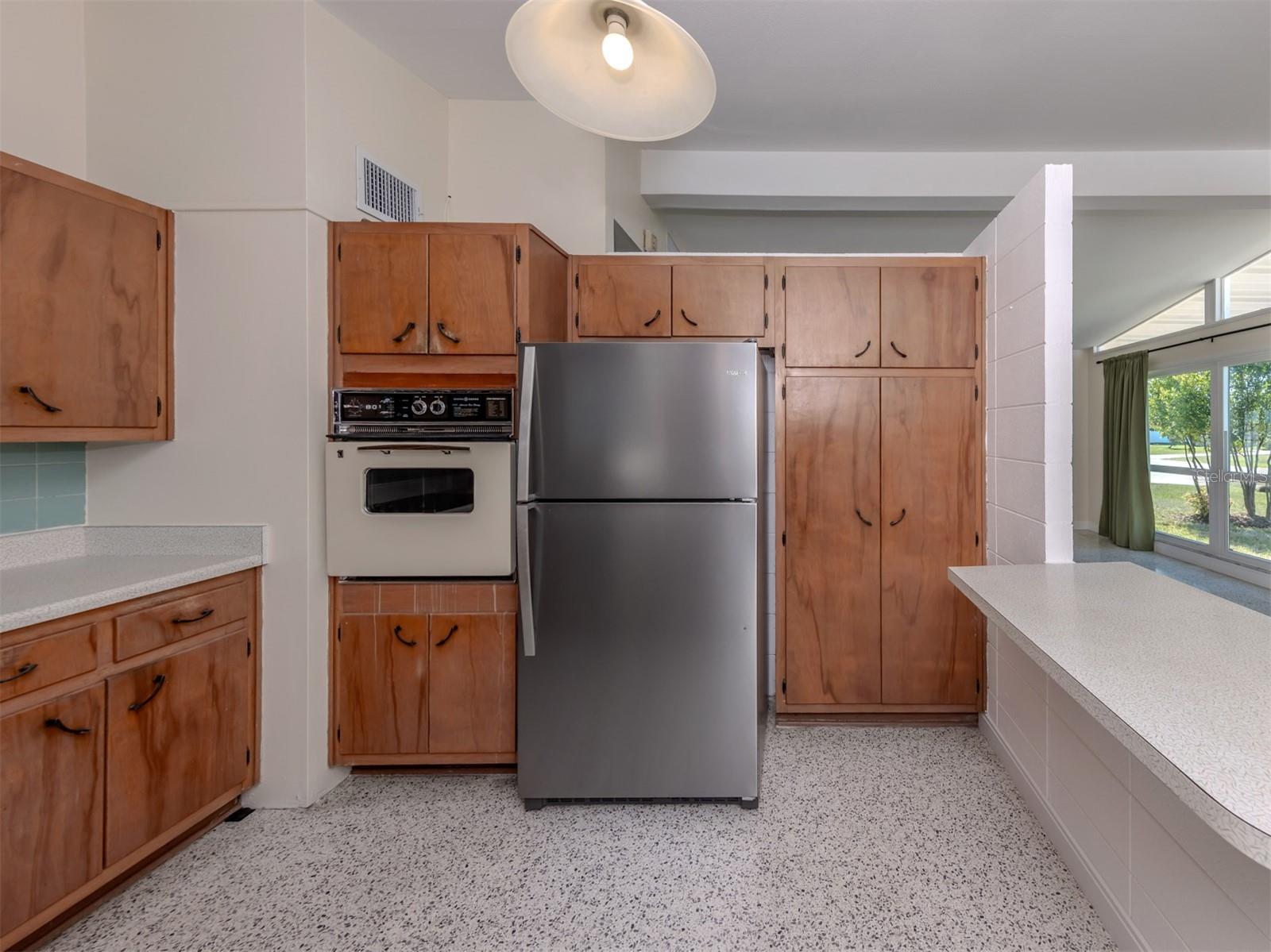 317 HILLVIEW RD, VENICE, FL, 34293