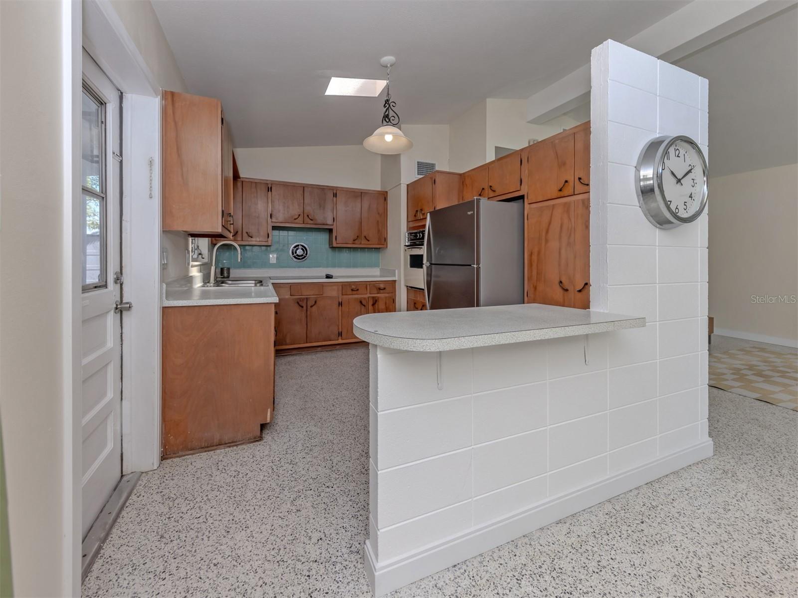 317 HILLVIEW RD, VENICE, FL, 34293
