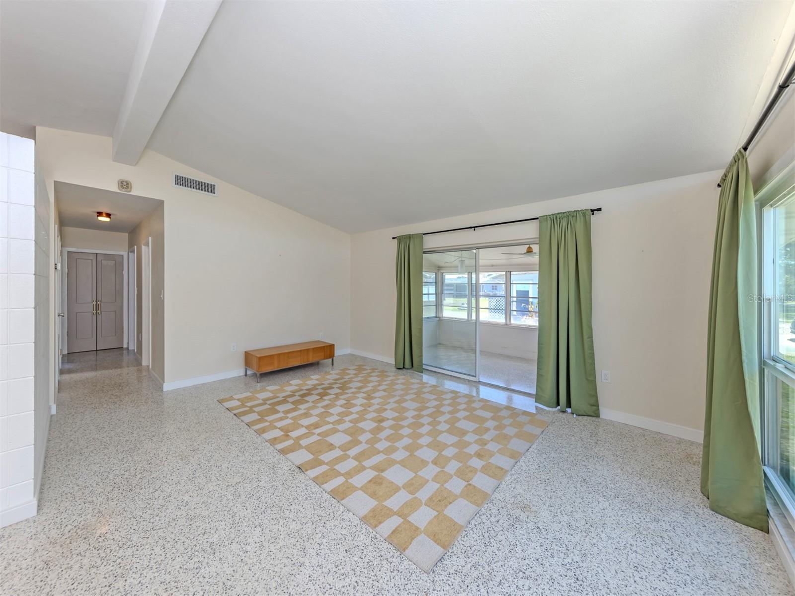 317 HILLVIEW RD, VENICE, FL, 34293