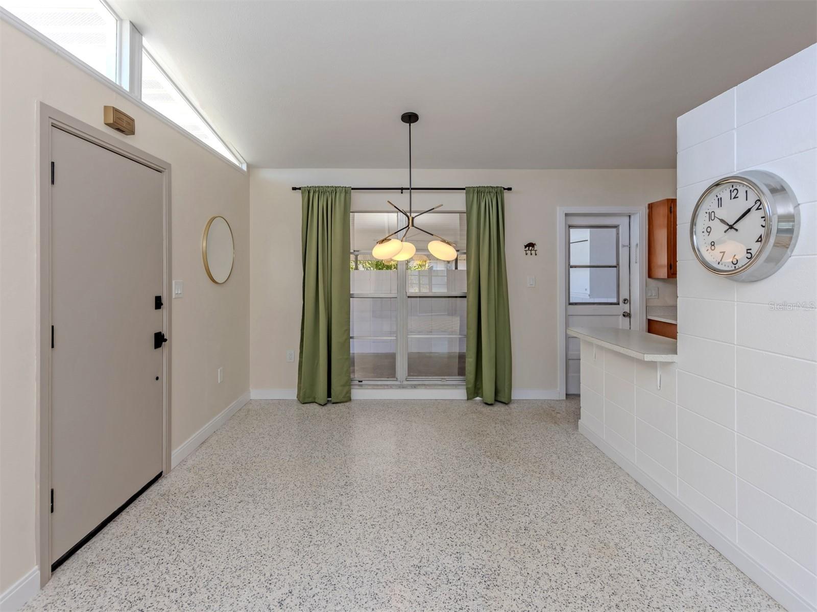 317 HILLVIEW RD, VENICE, FL, 34293