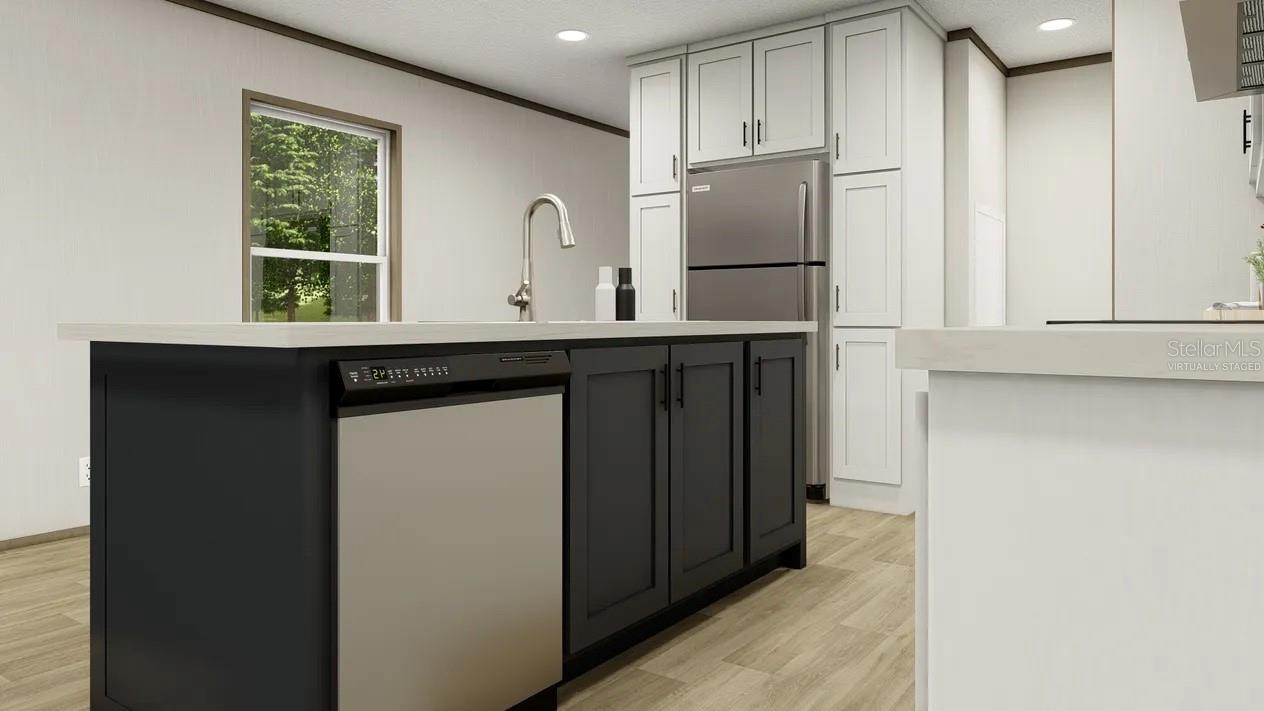 33142 FOREST RIDGE RD, DELAND, FL, 32720