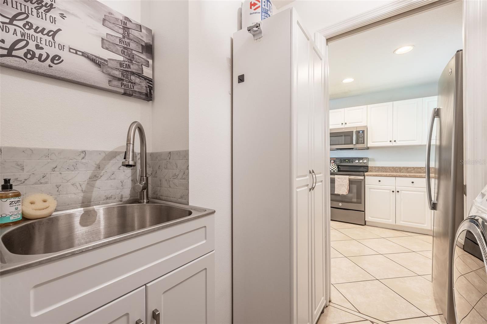 2342 BEEVILLE AVE, NORTH PORT, FL, 34286