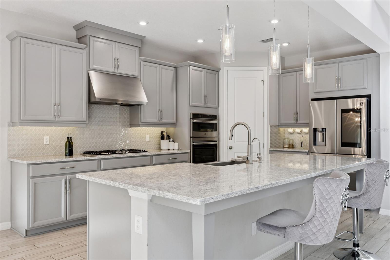 1218 HILLCREST VIEW LOOP, APOPKA, FL, 32703