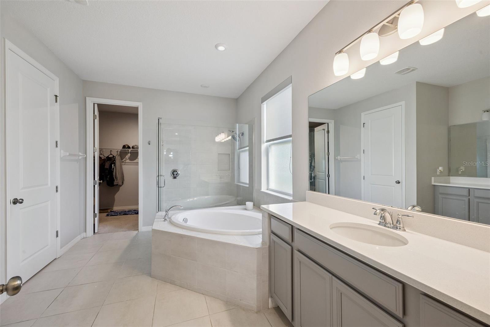 1218 HILLCREST VIEW LOOP, APOPKA, FL, 32703