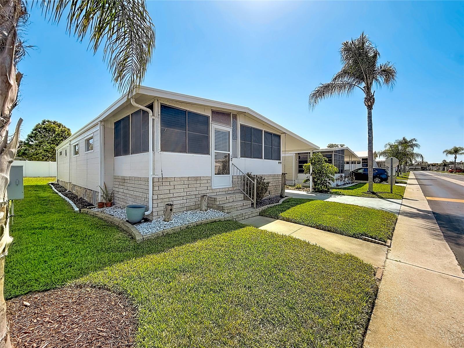 272 NORTHGATE DR, TARPON SPRINGS, FL, 34689