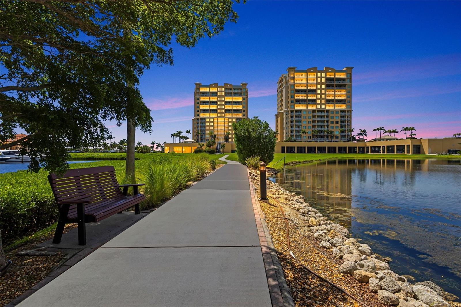 140 RIVIERA DUNES WAY #701, PALMETTO, FL, 34221