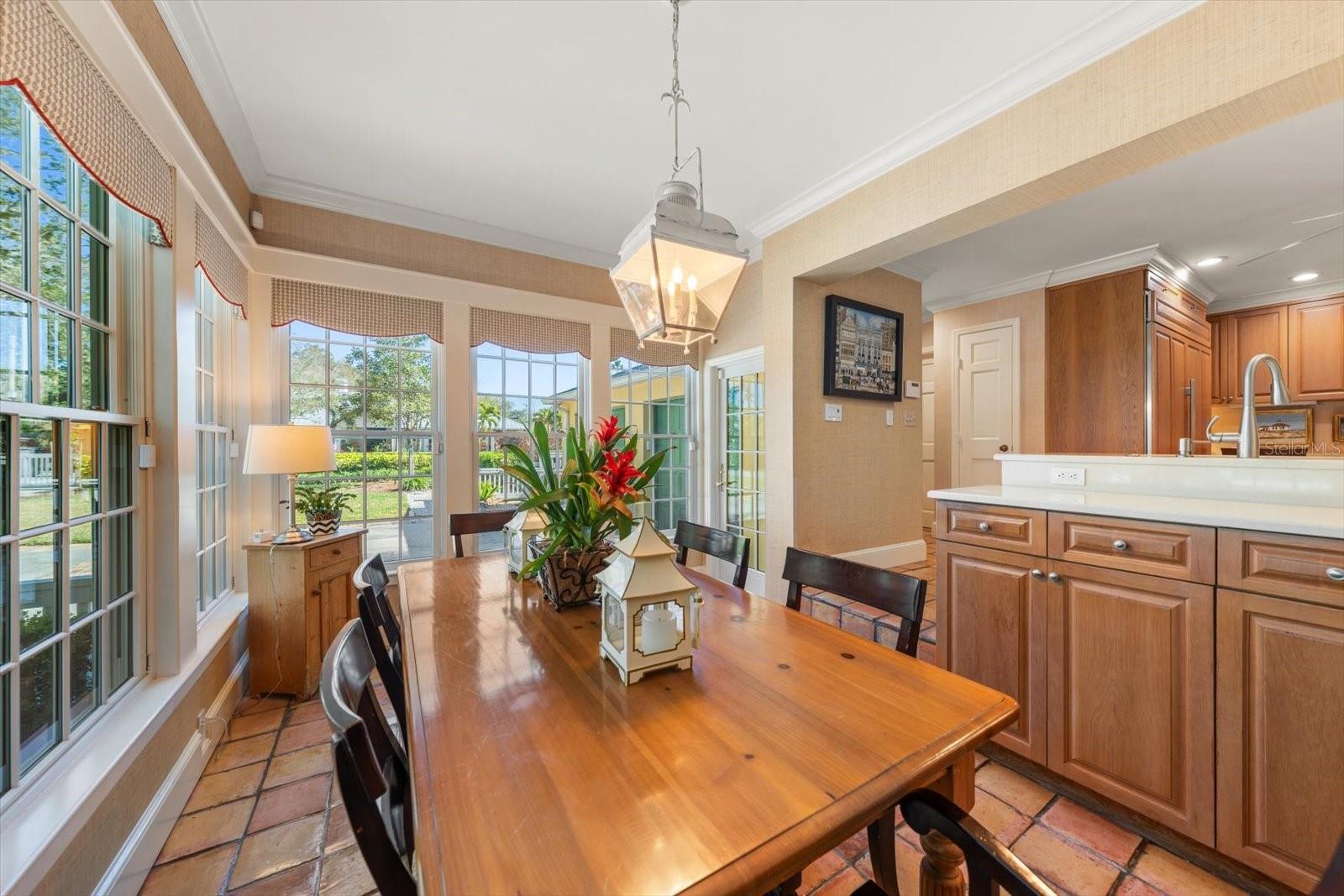 100 SARASOTA RD, BELLEAIR, FL, 33756