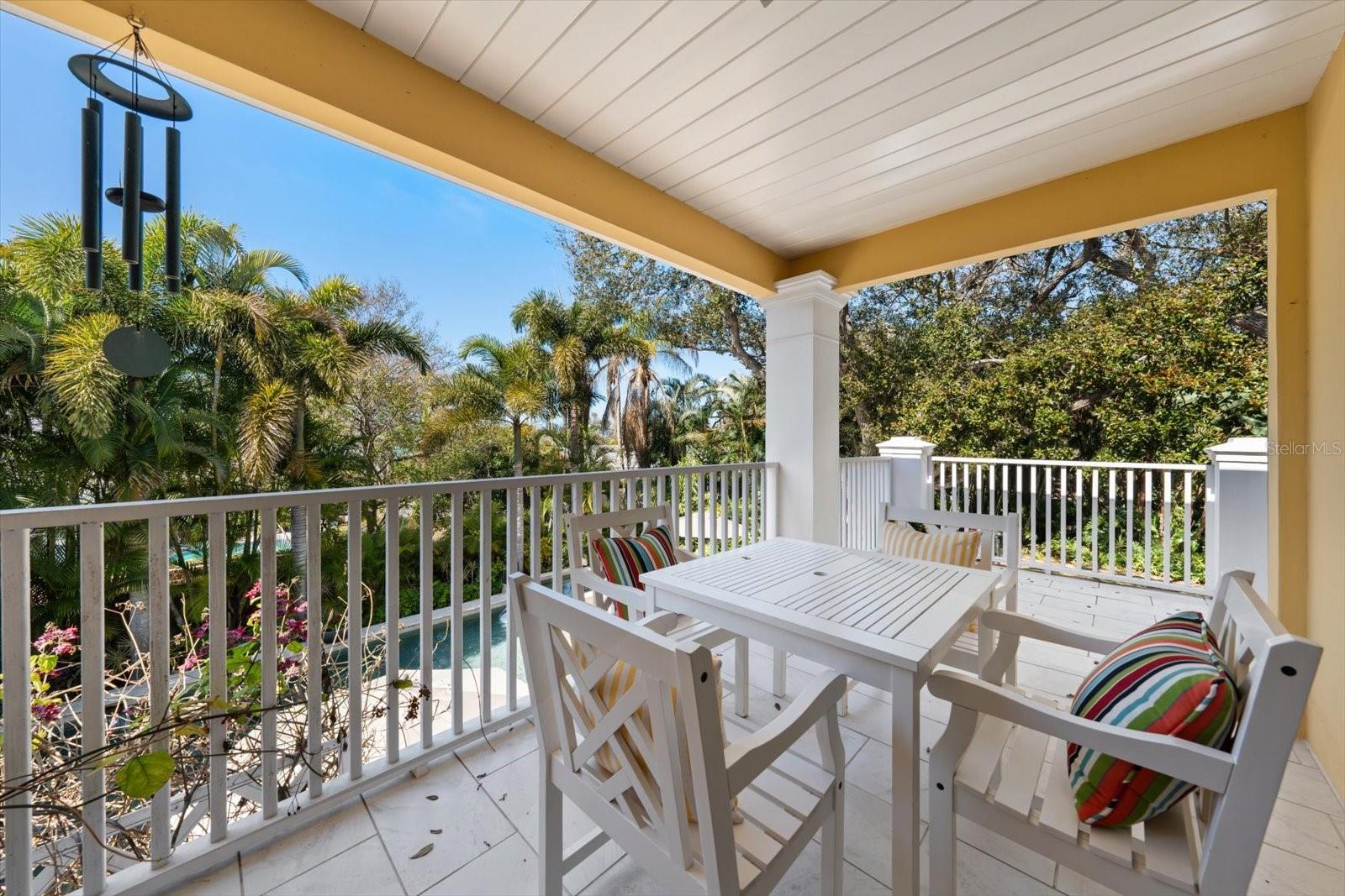 100 SARASOTA RD, BELLEAIR, FL, 33756