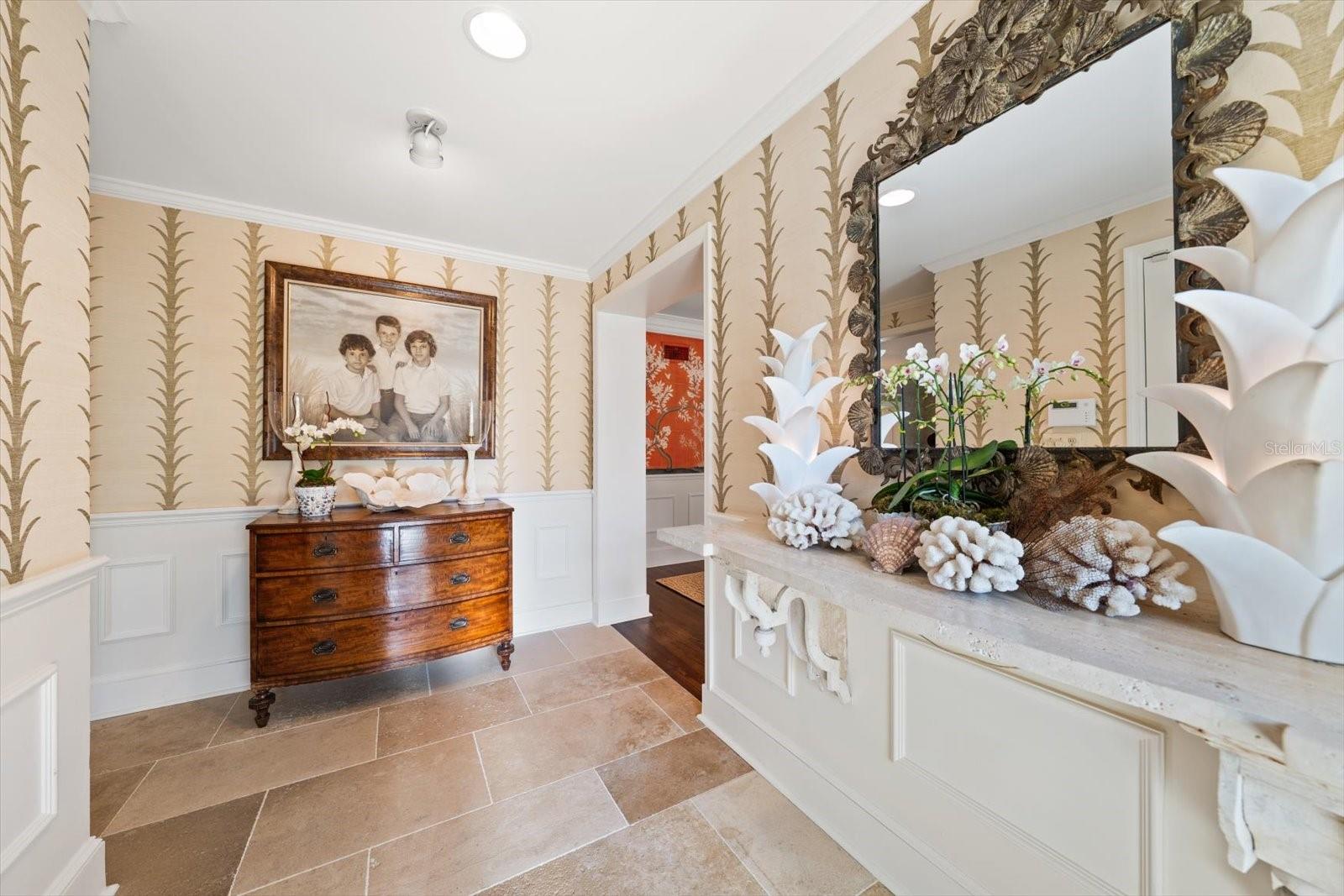 100 SARASOTA RD, BELLEAIR, FL, 33756