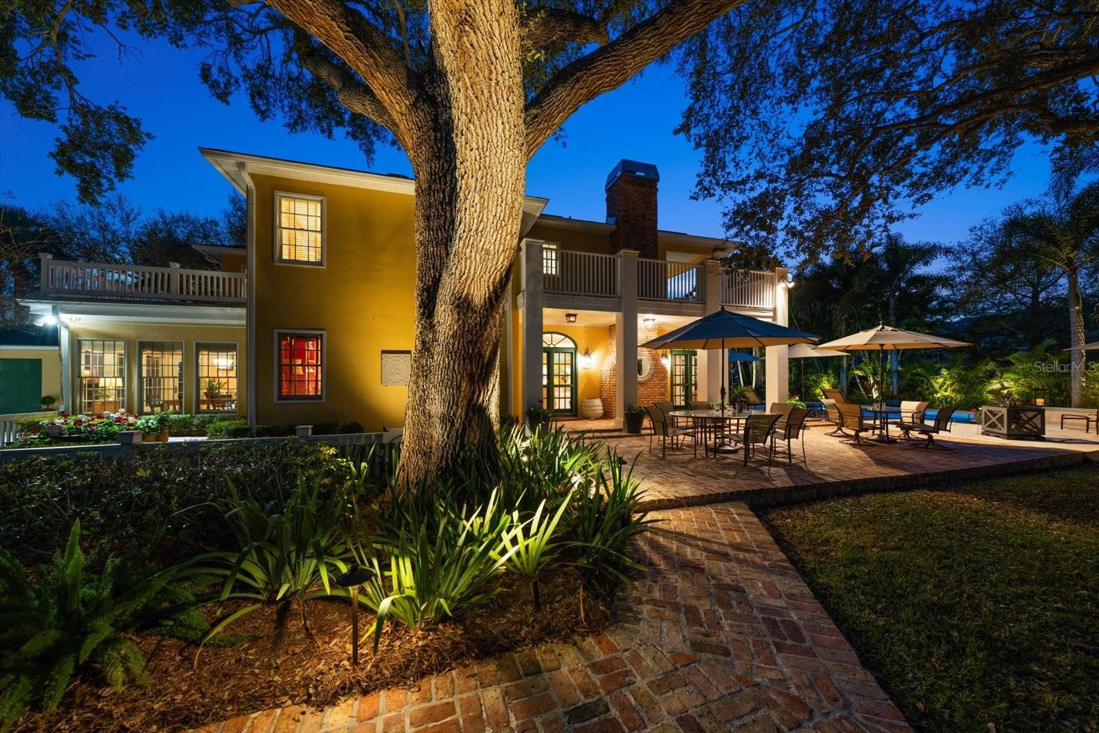 100 SARASOTA RD, BELLEAIR, FL, 33756