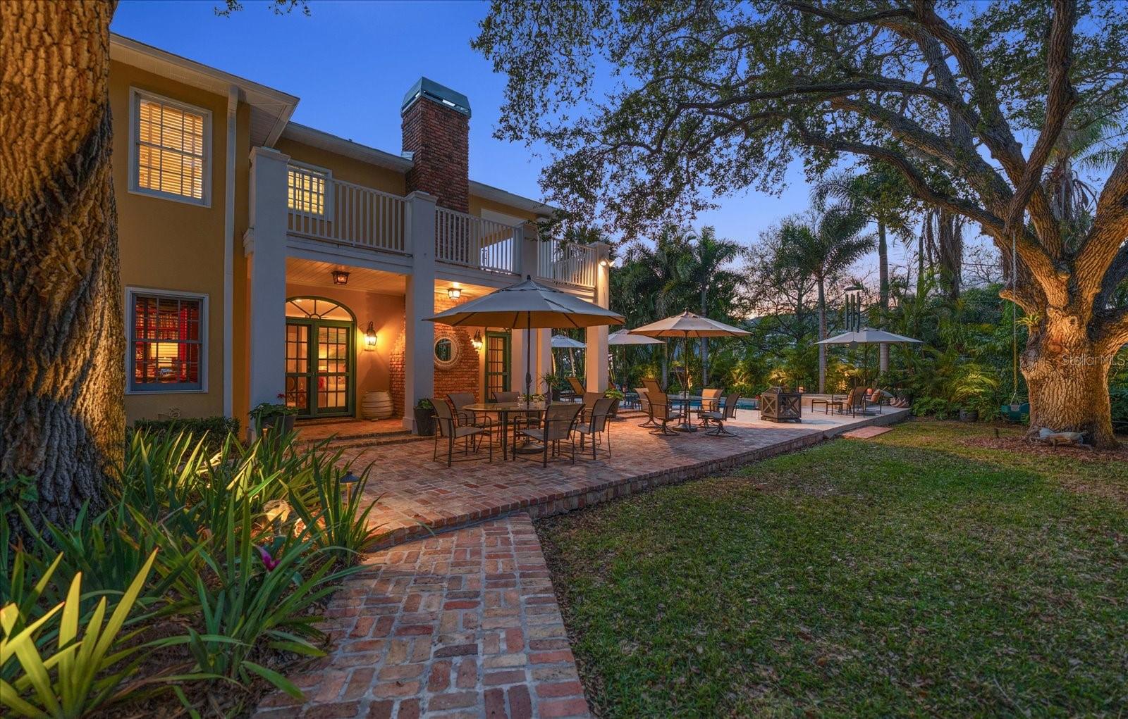 100 SARASOTA RD, BELLEAIR, FL, 33756