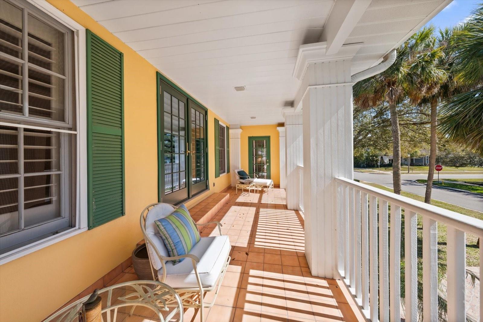 100 SARASOTA RD, BELLEAIR, FL, 33756