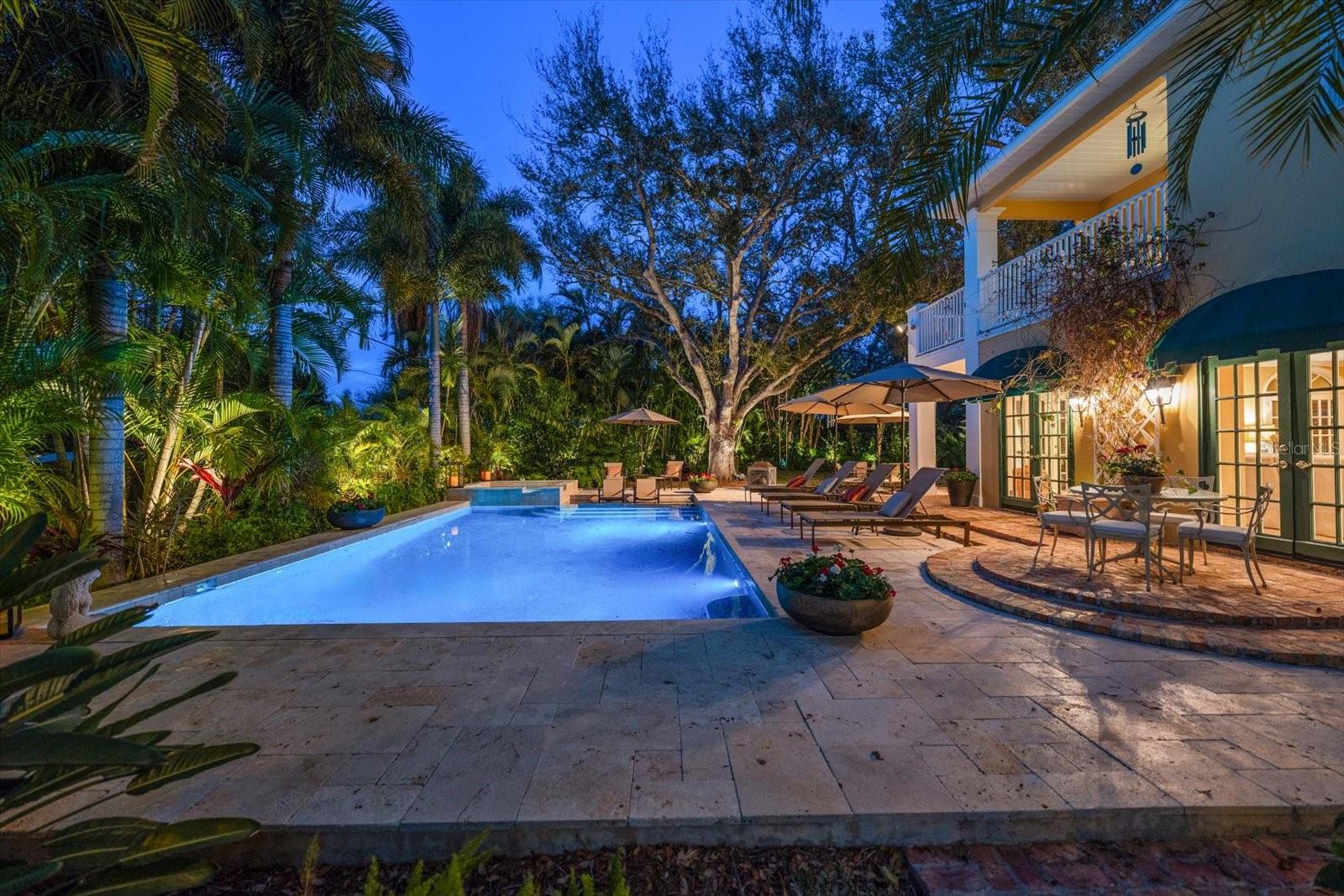 100 SARASOTA RD, BELLEAIR, FL, 33756