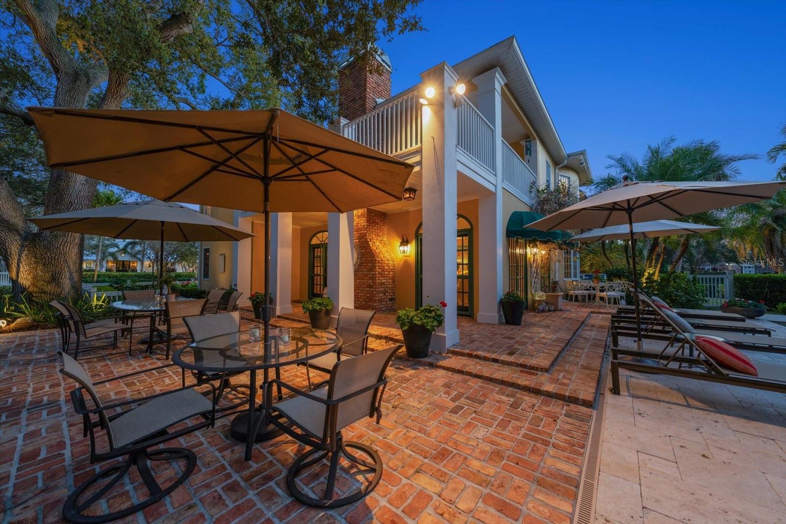 100 SARASOTA RD, BELLEAIR, FL, 33756