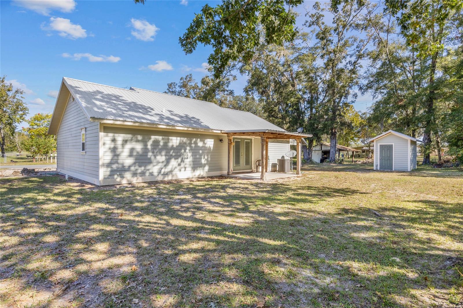 3109 E BRYANT AVE, BELL, FL, 32619