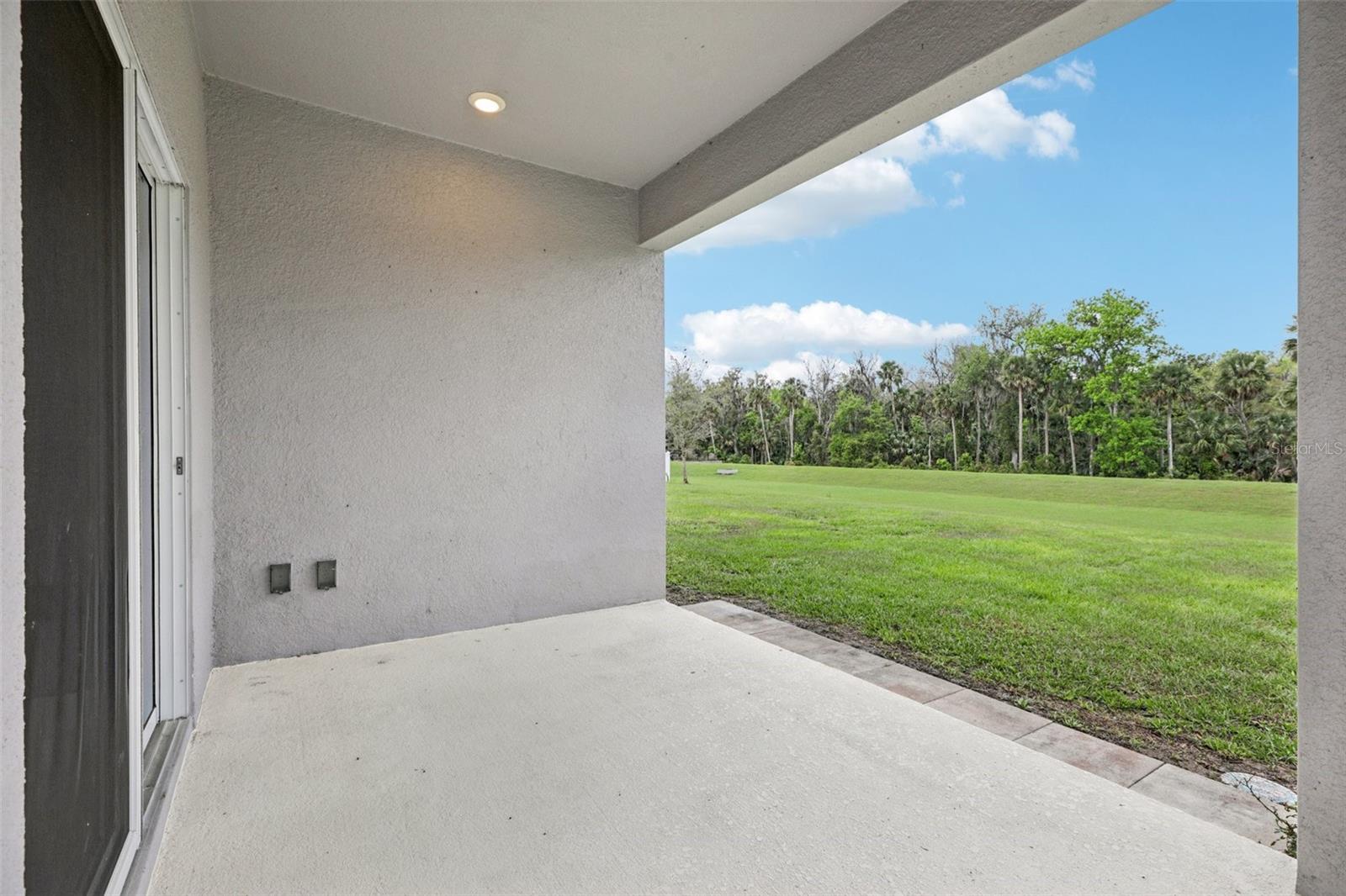 3360 CURLEW AVE, LEESBURG, FL, 34748