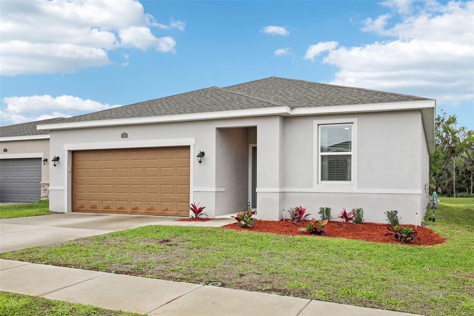 3360 CURLEW AVE, LEESBURG, FL, 34748
