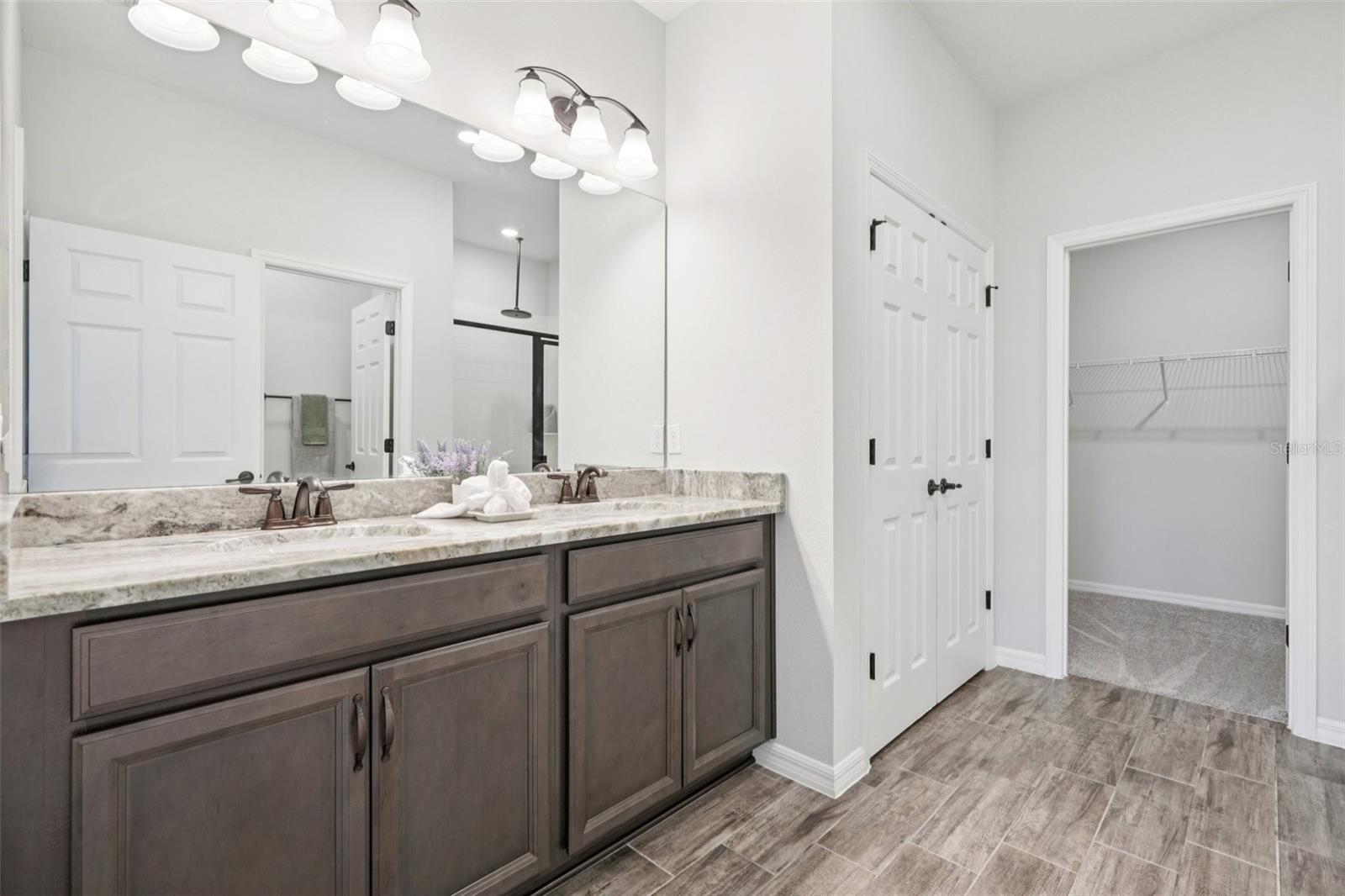 3360 CURLEW AVE, LEESBURG, FL, 34748