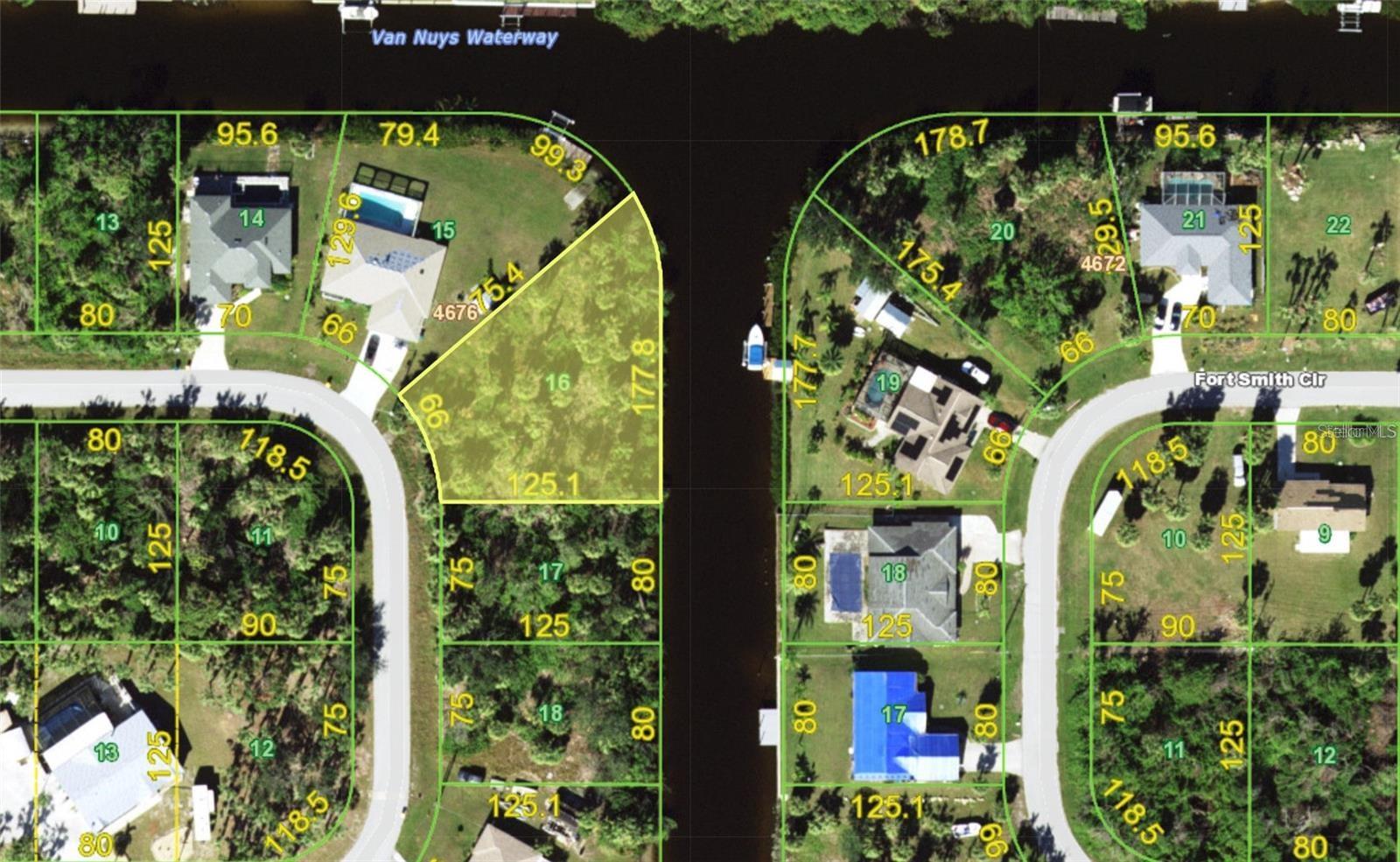 18622 VAN NUYS CIR, PORT CHARLOTTE, FL, 33948