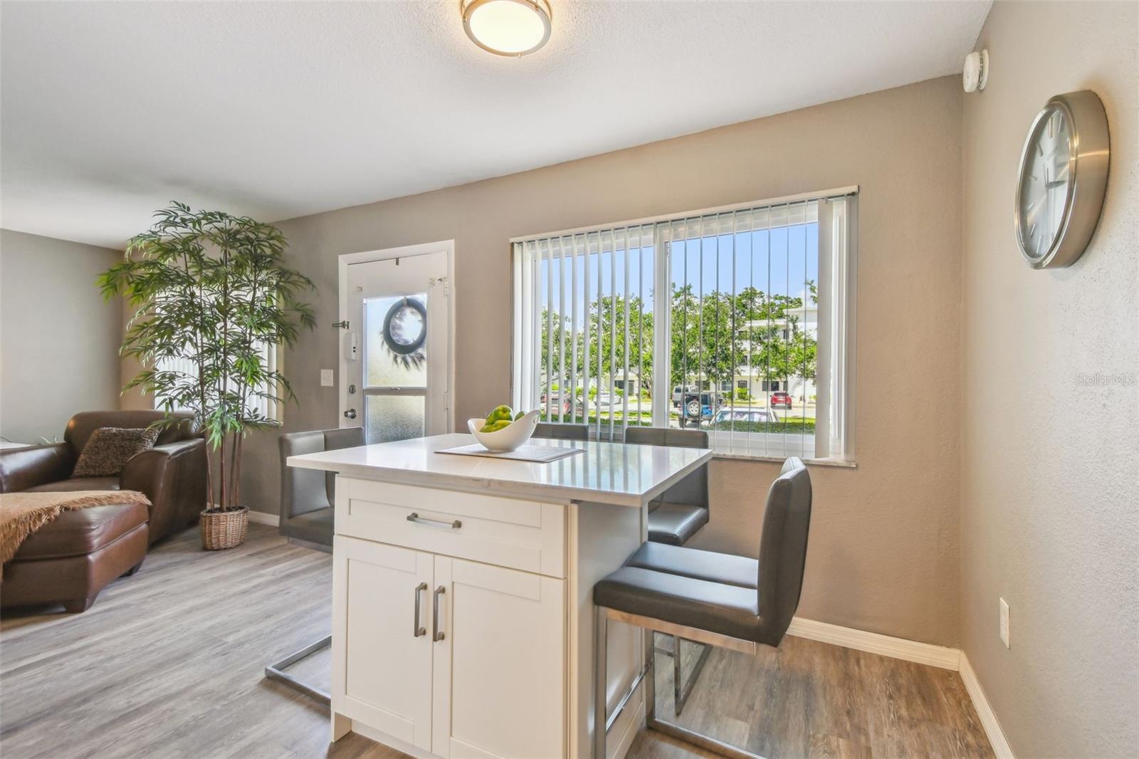 8080 112TH ST #108, SEMINOLE, FL, 33772