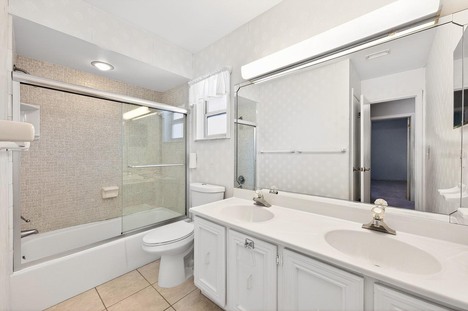 1565 ENSENADA DR, ORLANDO, FL, 32825