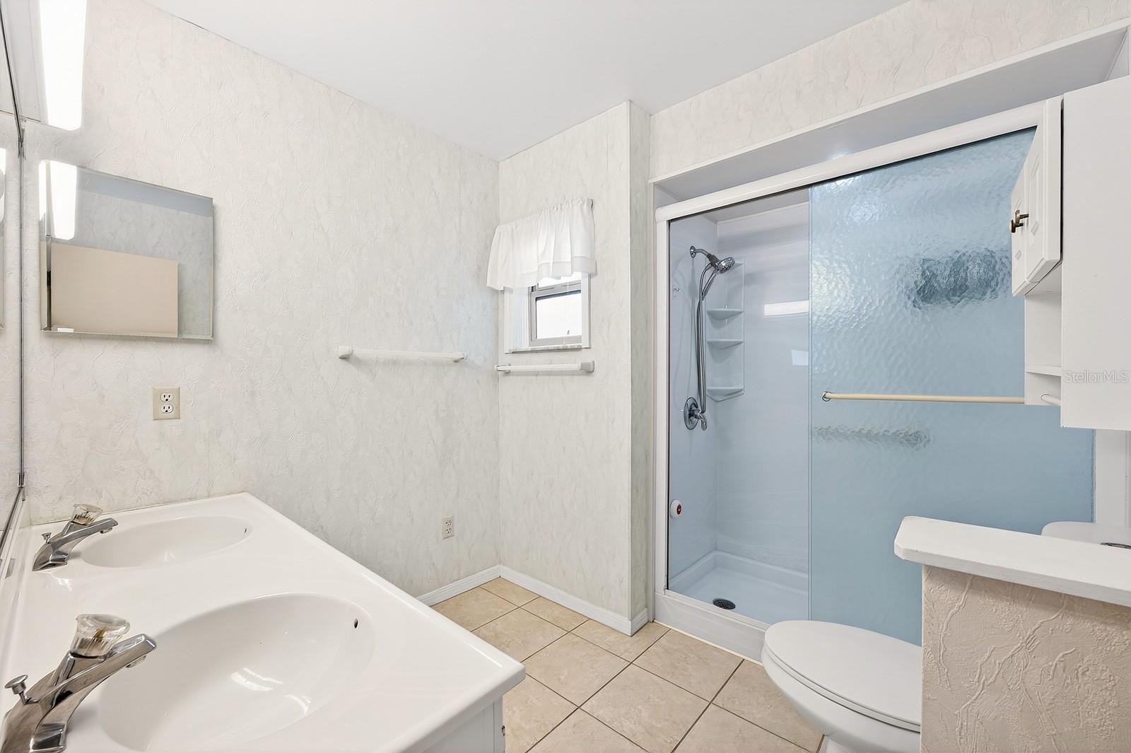 1565 ENSENADA DR, ORLANDO, FL, 32825