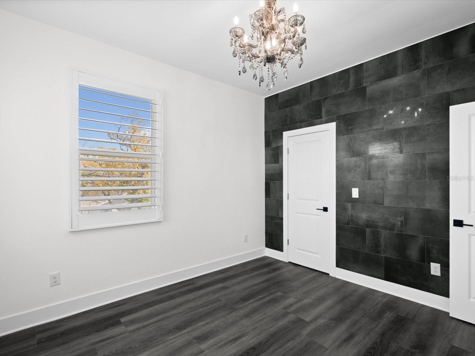 5002 W IDAHO ST, TAMPA, FL, 33616