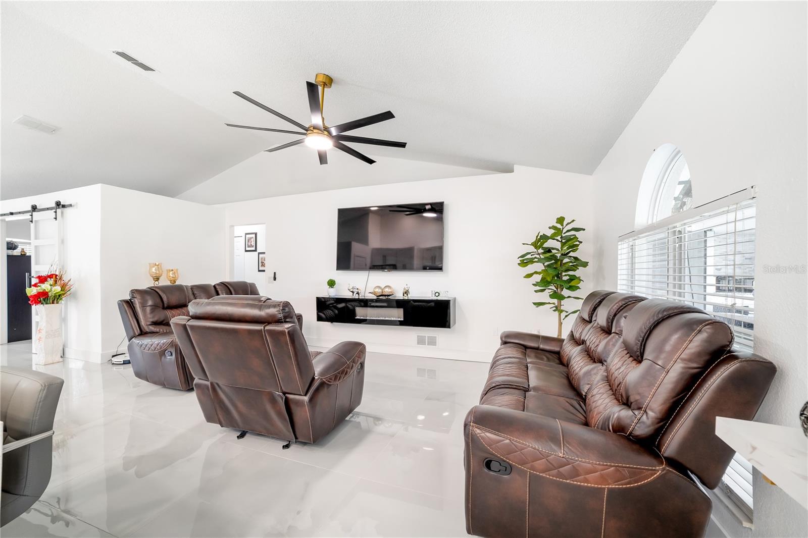 SPRING HILL, SPRING HILL, FL, 34609