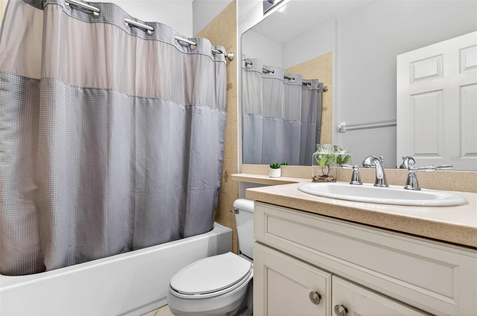 15812 AURORA LAKE CIR, WIMAUMA, FL, 33598