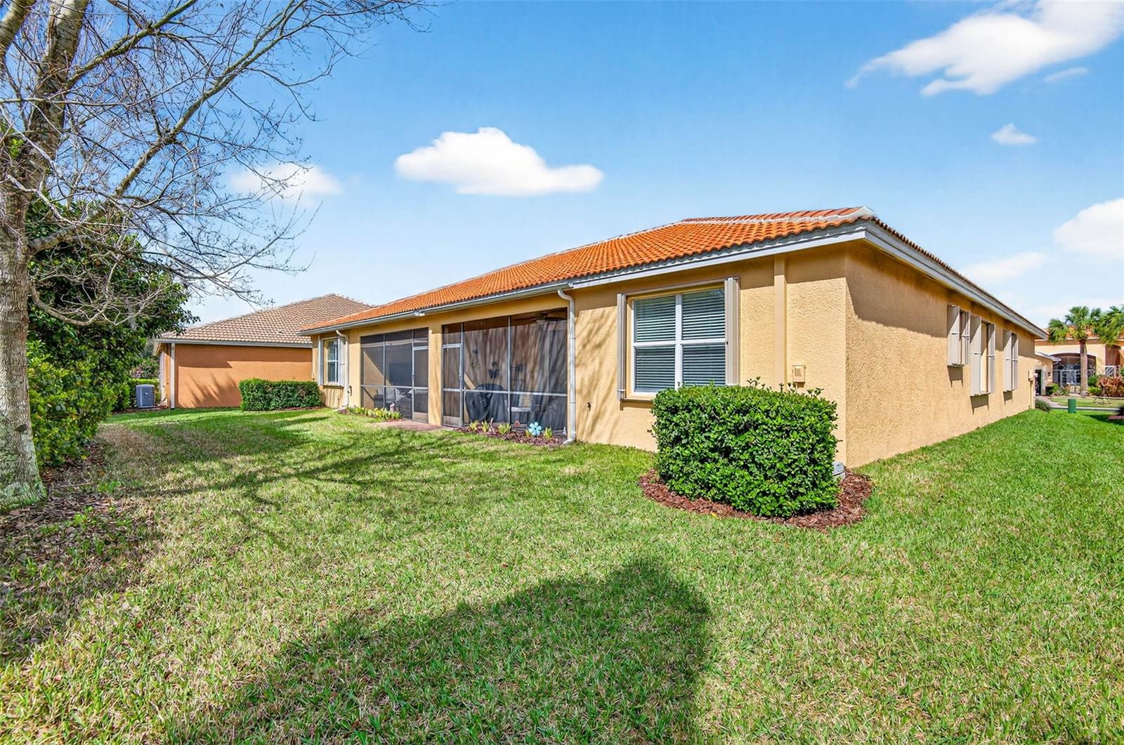 15812 AURORA LAKE CIR, WIMAUMA, FL, 33598