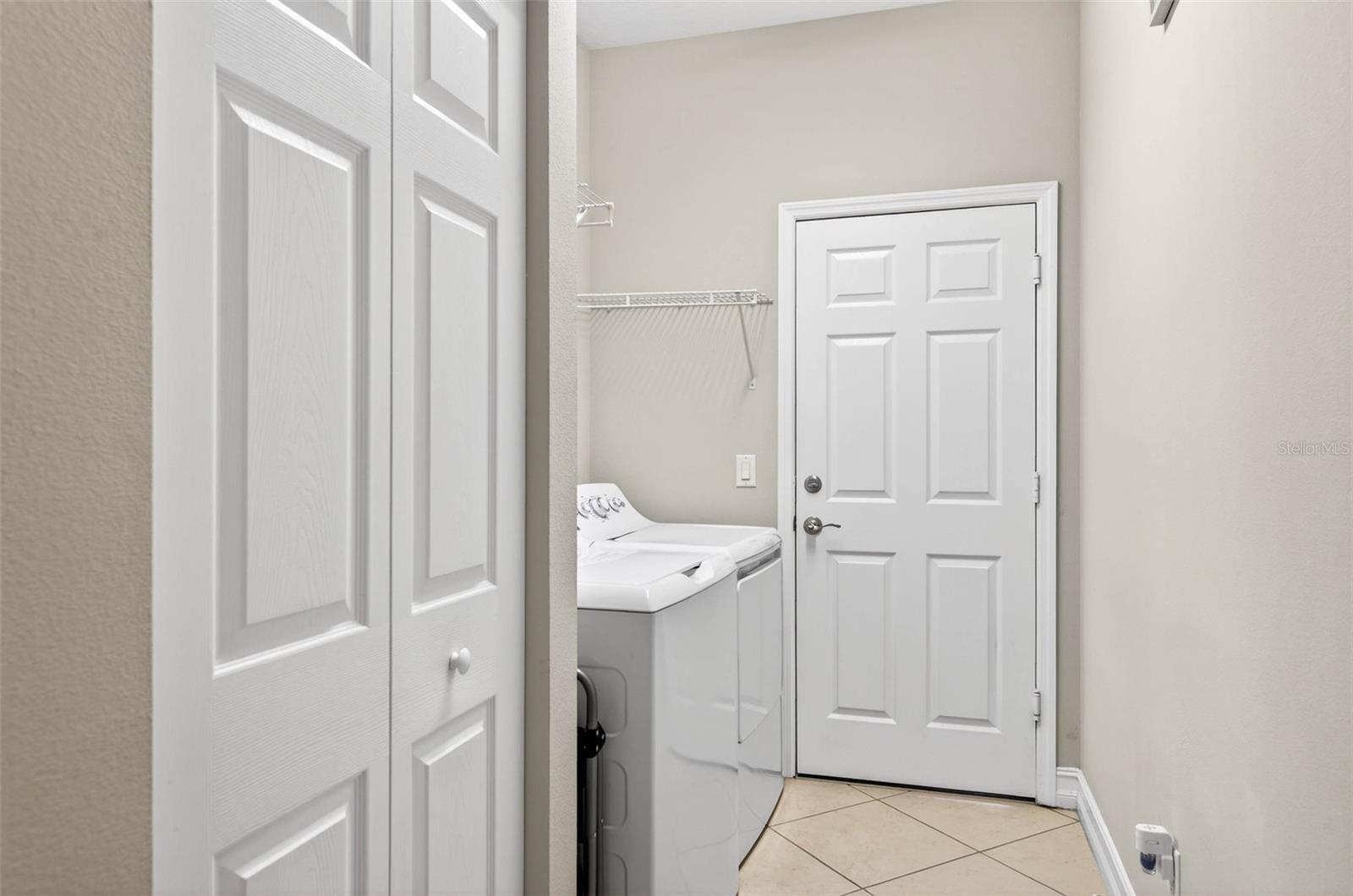 15812 AURORA LAKE CIR, WIMAUMA, FL, 33598