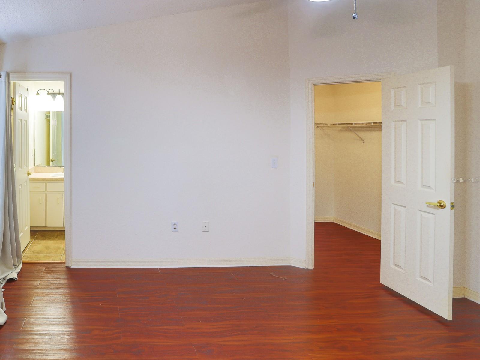 8150 E OAKHURST BLVD, LAKELAND, FL, 33810