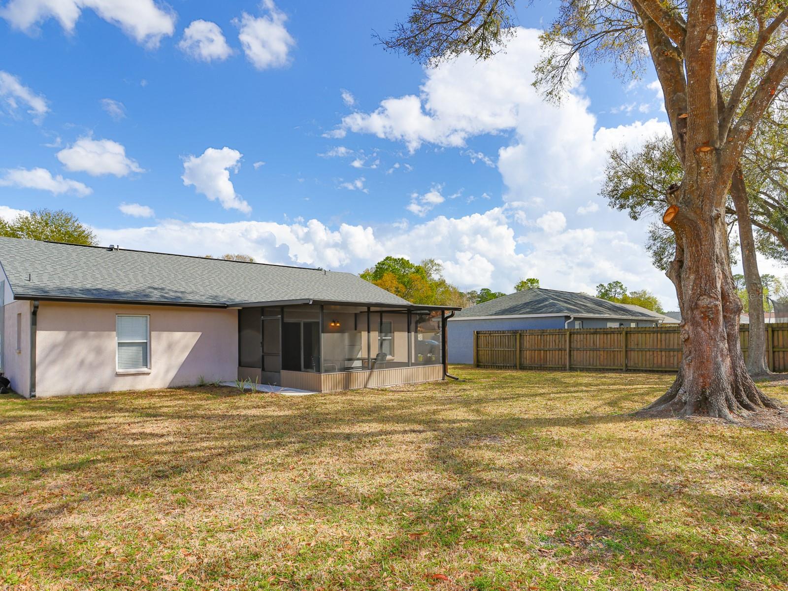 8150 E OAKHURST BLVD, LAKELAND, FL, 33810