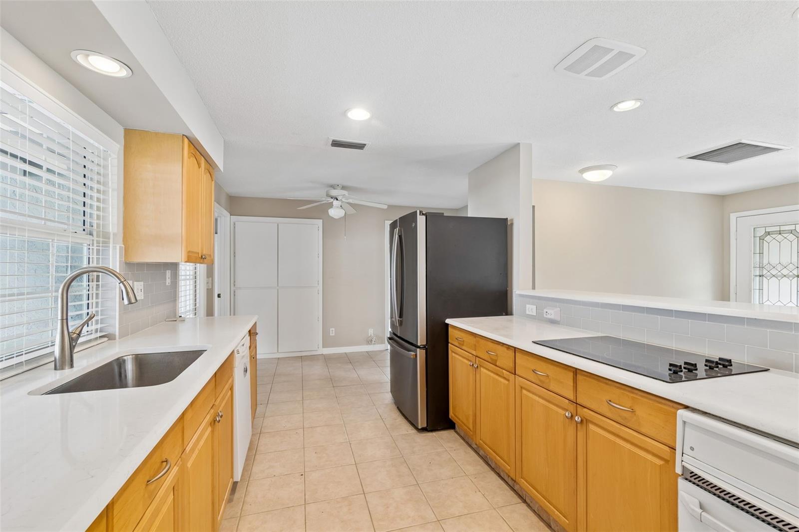 2554 ROLLING OAKS DR, PALM HARBOR, FL, 34683