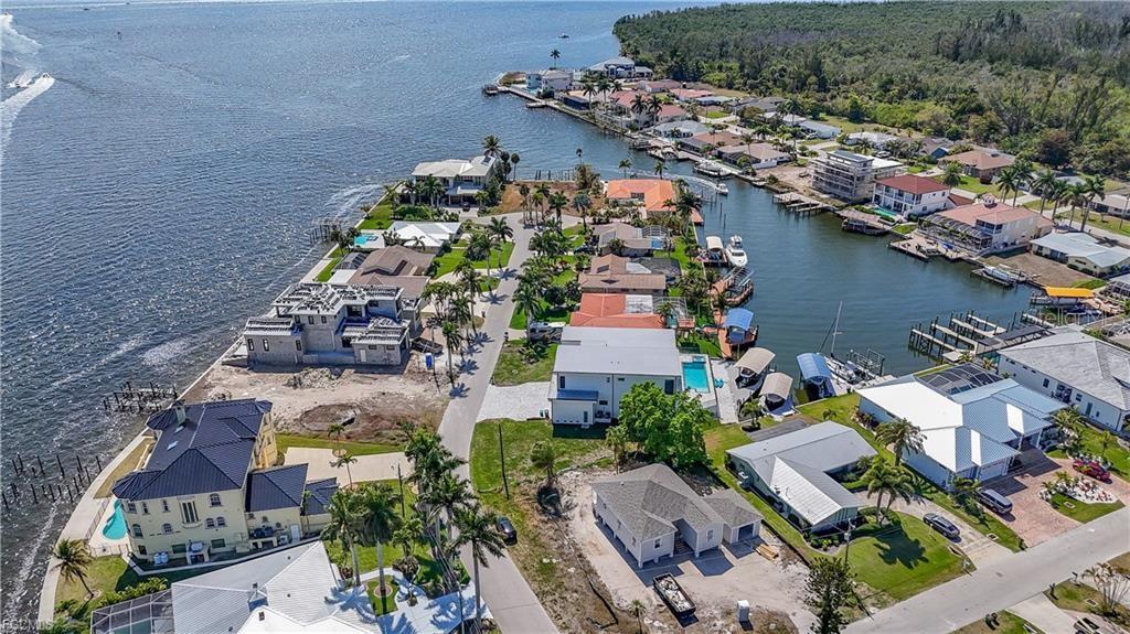 5929 SW 1ST AVE, CAPE CORAL, FL, 33914