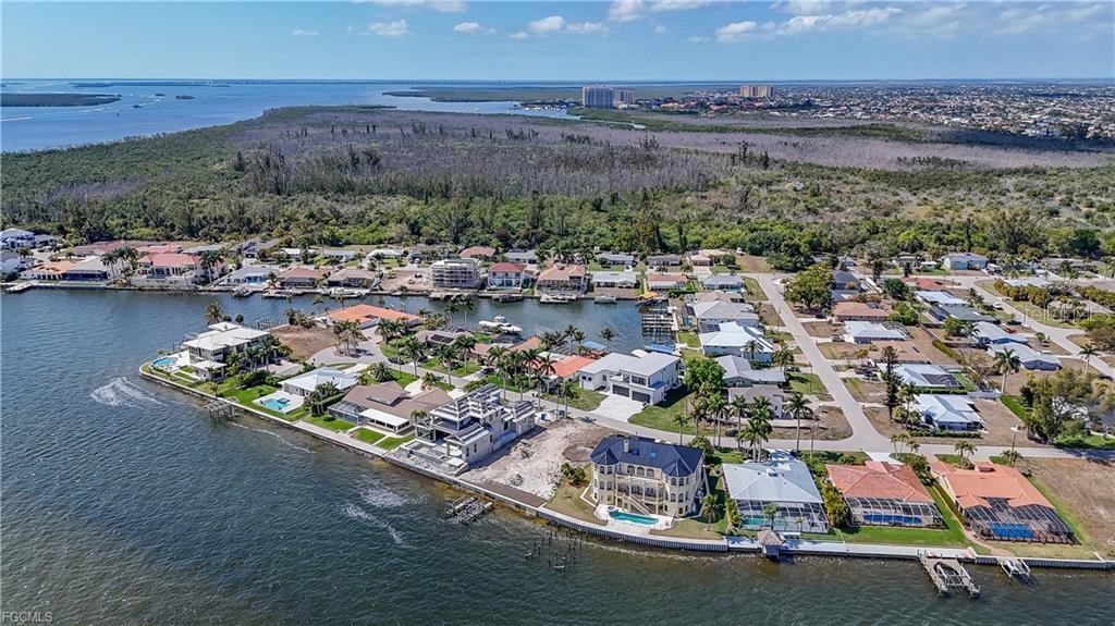 5929 SW 1ST AVE, CAPE CORAL, FL, 33914