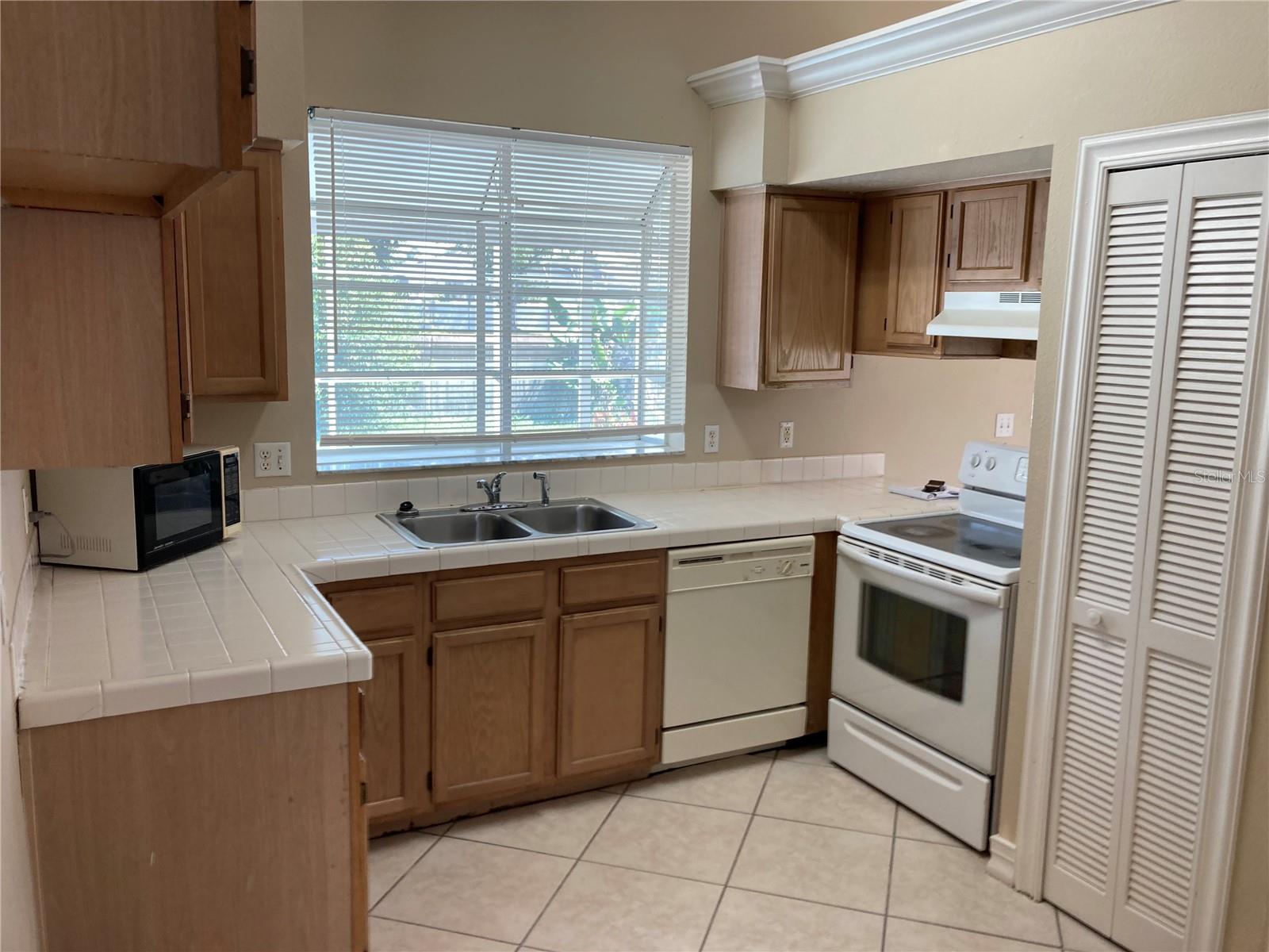 2508 DAVENPORT CIR, KISSIMMEE, FL, 34746