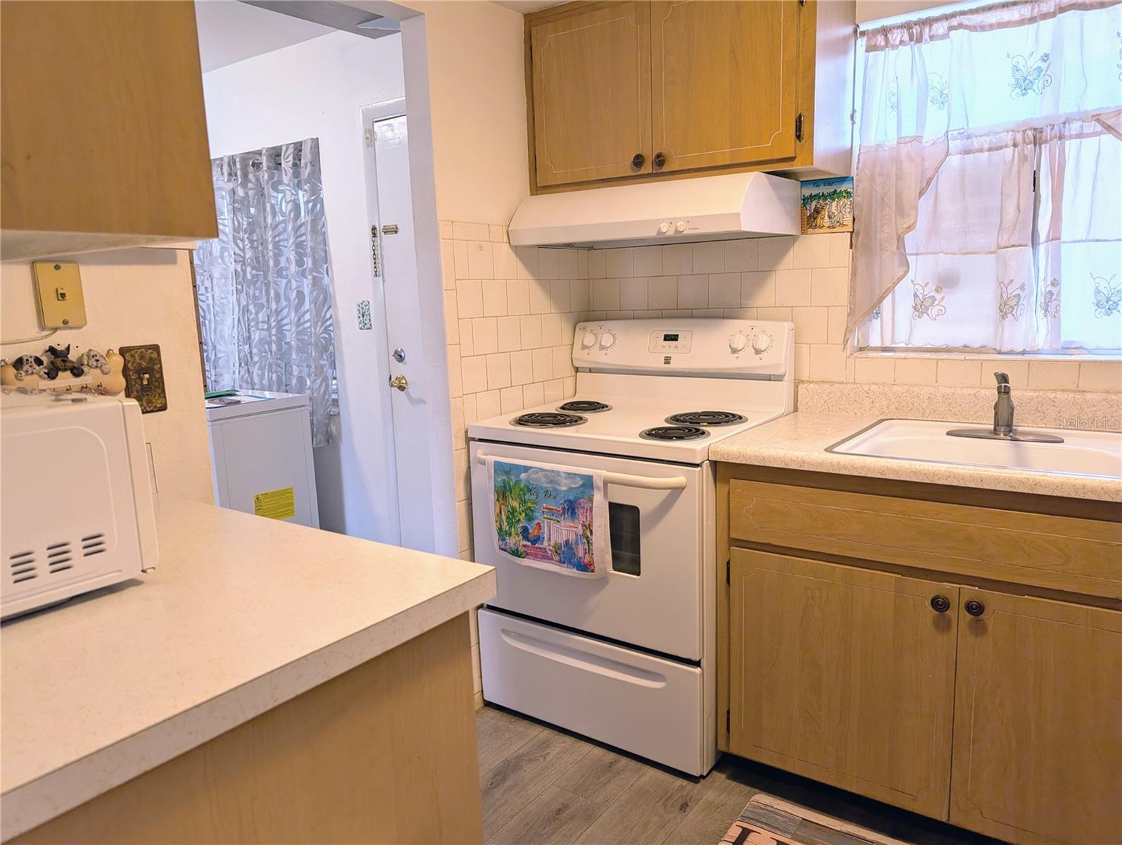 5929 EASY ST #I-23, BRADENTON, FL, 34207