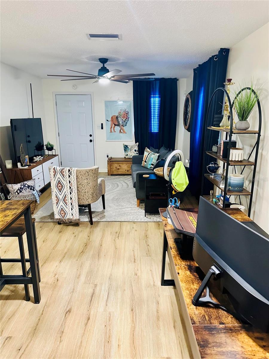 1802 W HOUSE ST, PLANT CITY, FL, 33563