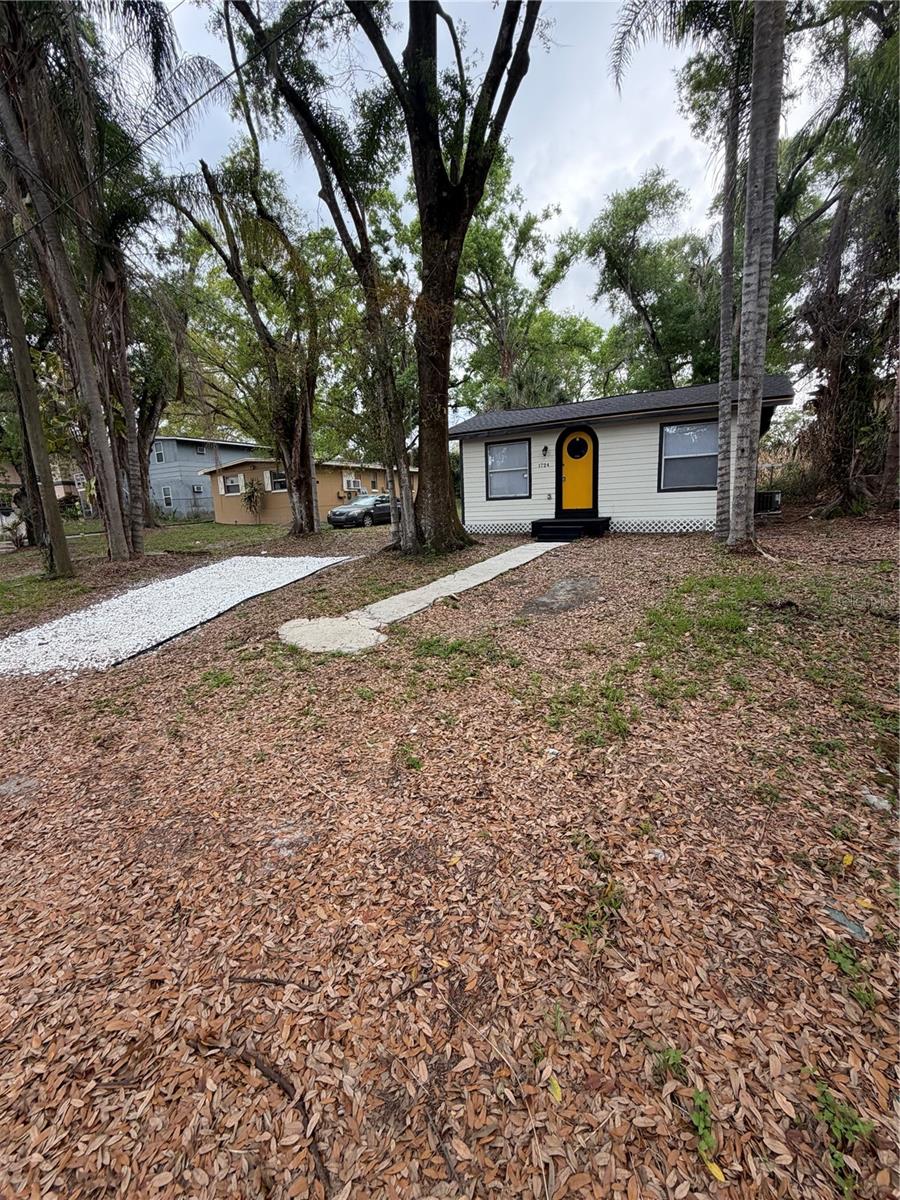 1724 E MULBERRY DR, TAMPA, FL, 33604