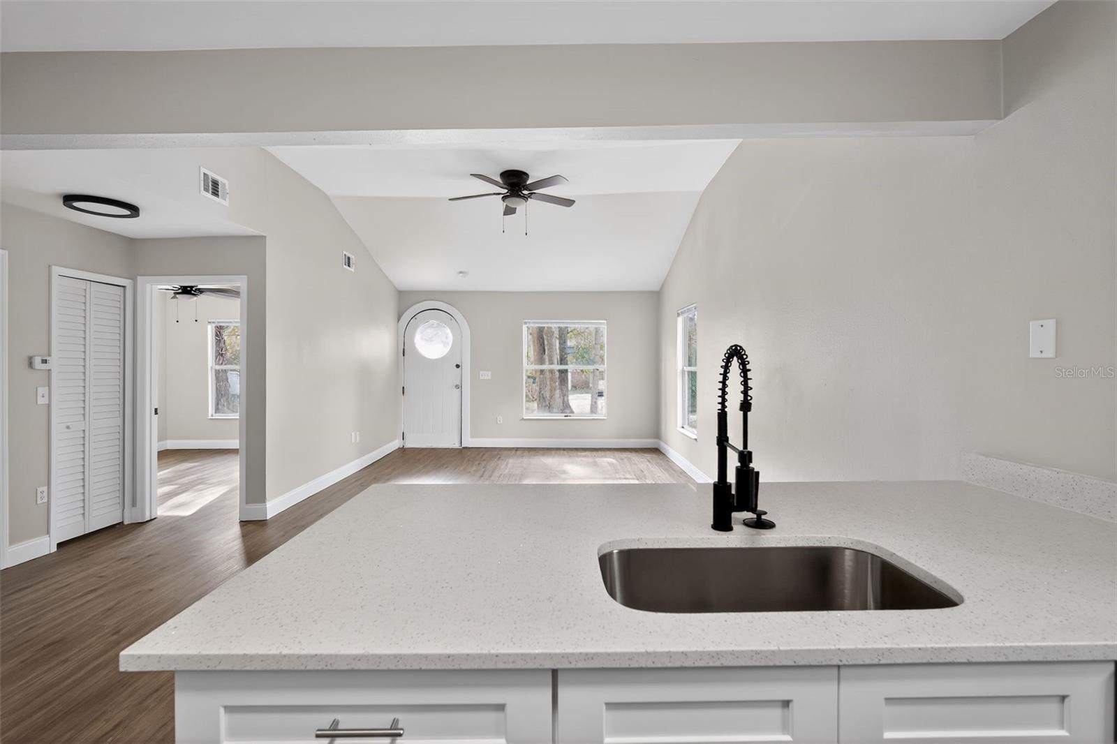 1724 E MULBERRY DR, TAMPA, FL, 33604