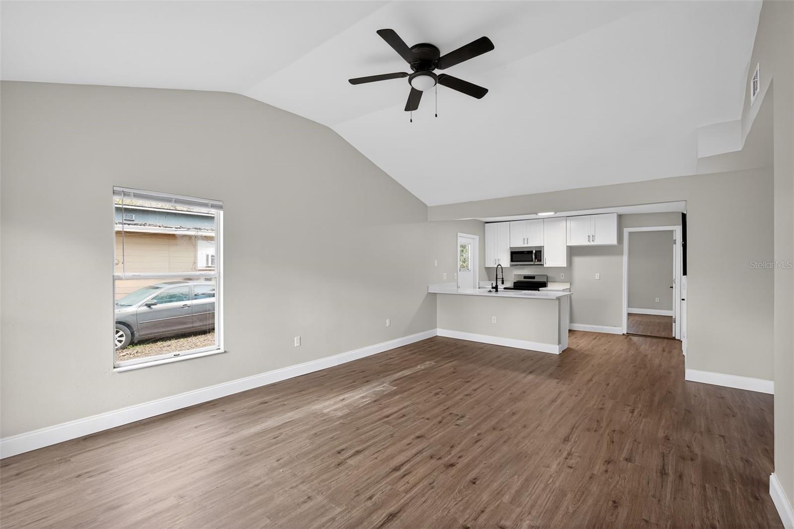 1724 E MULBERRY DR, TAMPA, FL, 33604