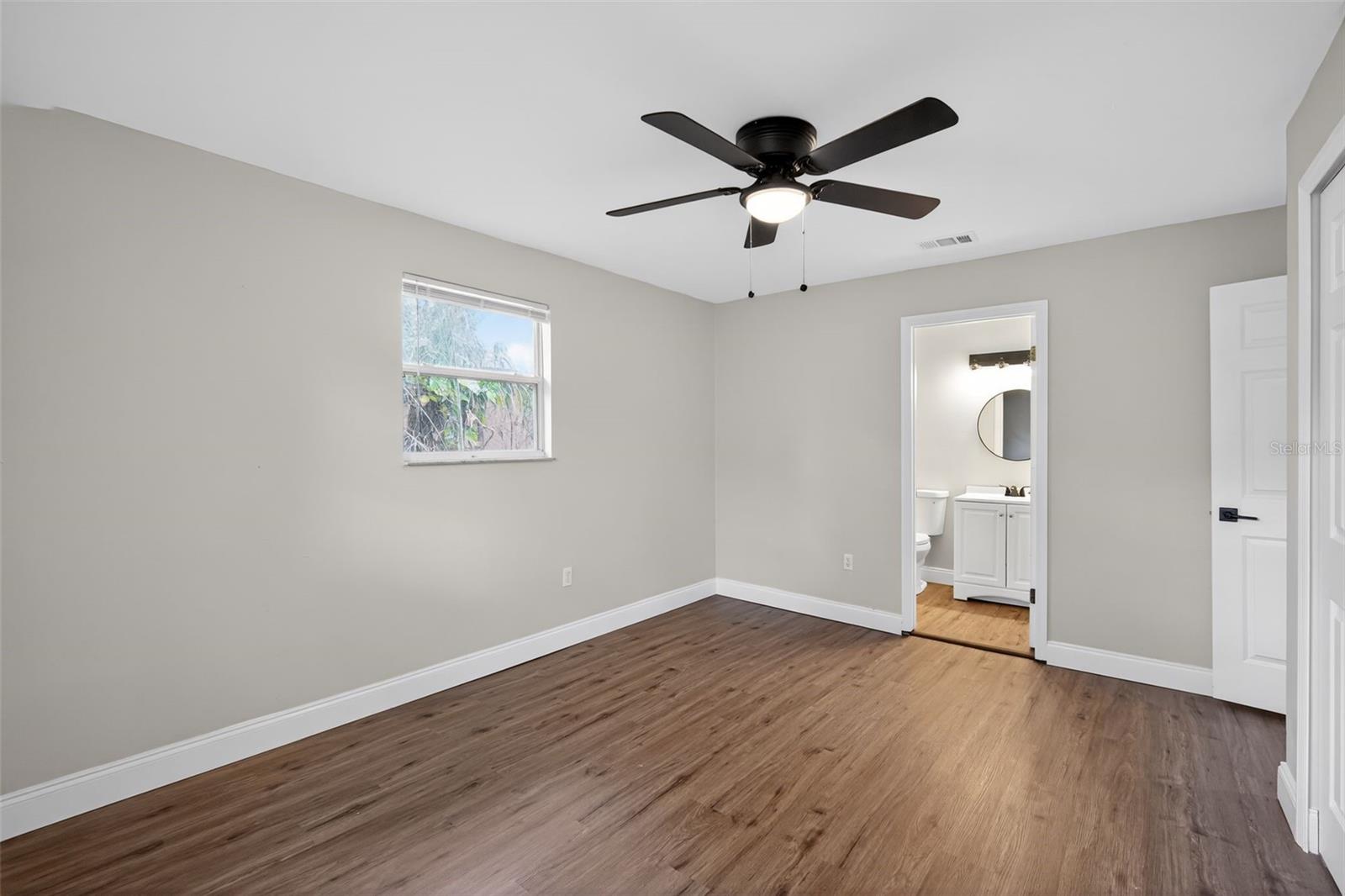 1724 E MULBERRY DR, TAMPA, FL, 33604