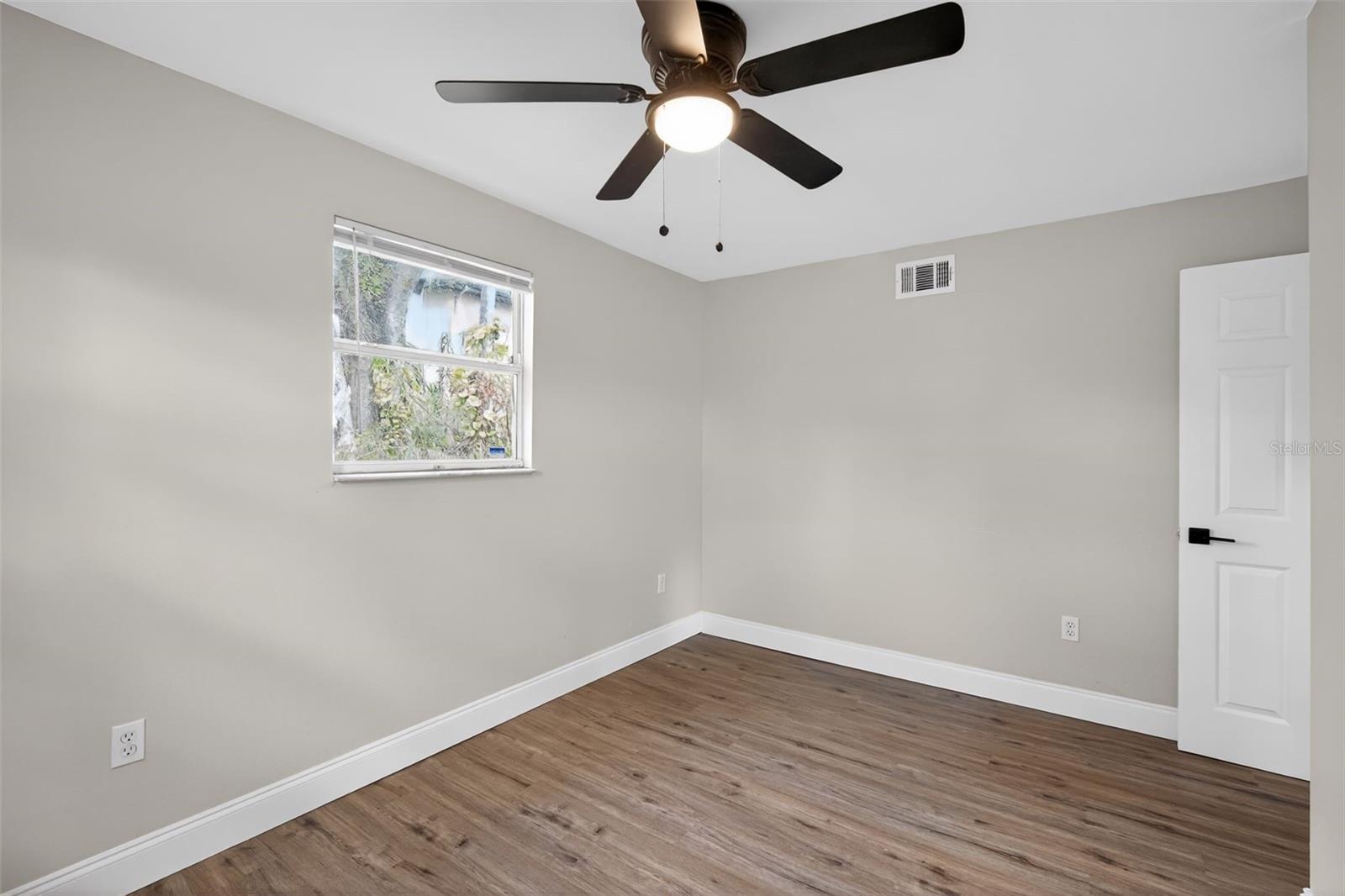 1724 E MULBERRY DR, TAMPA, FL, 33604