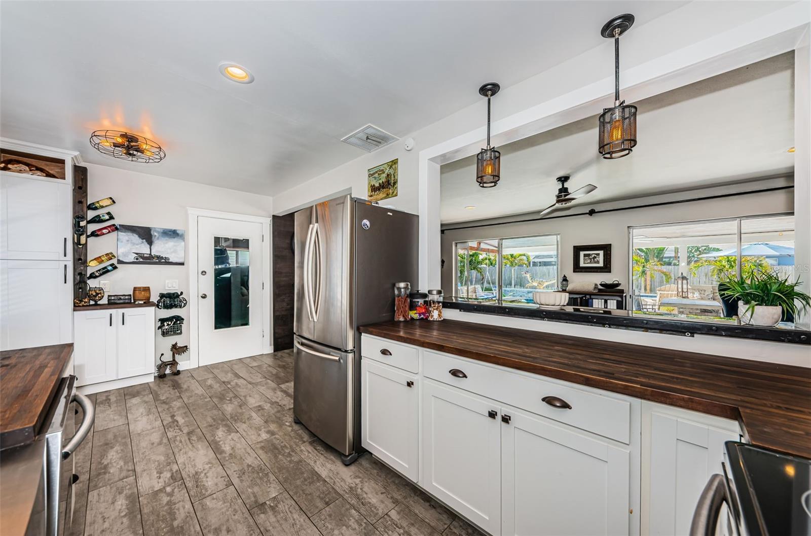 1613 ELIZABETH LN, CLEARWATER, FL, 33755