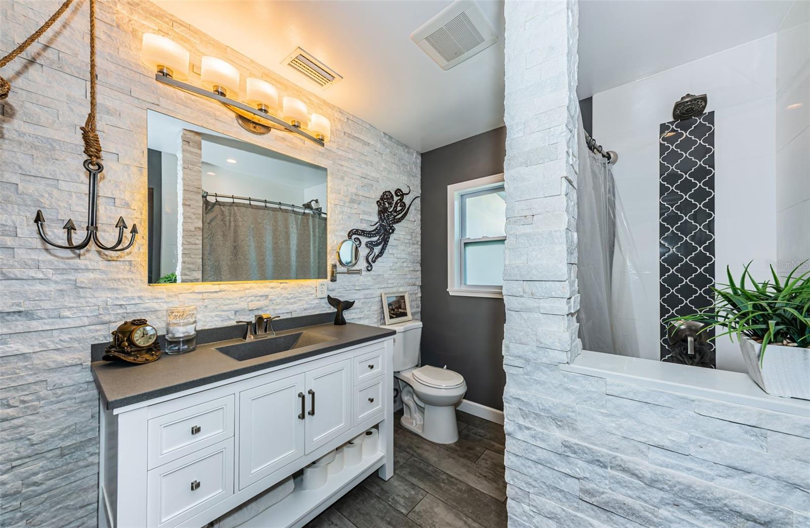 1613 ELIZABETH LN, CLEARWATER, FL, 33755