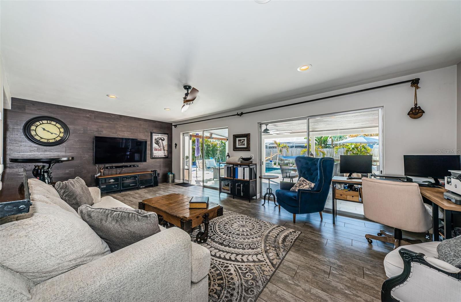 1613 ELIZABETH LN, CLEARWATER, FL, 33755