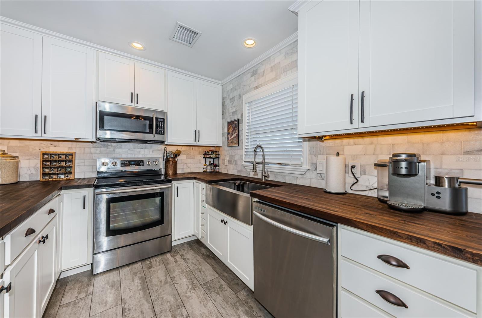 1613 ELIZABETH LN, CLEARWATER, FL, 33755