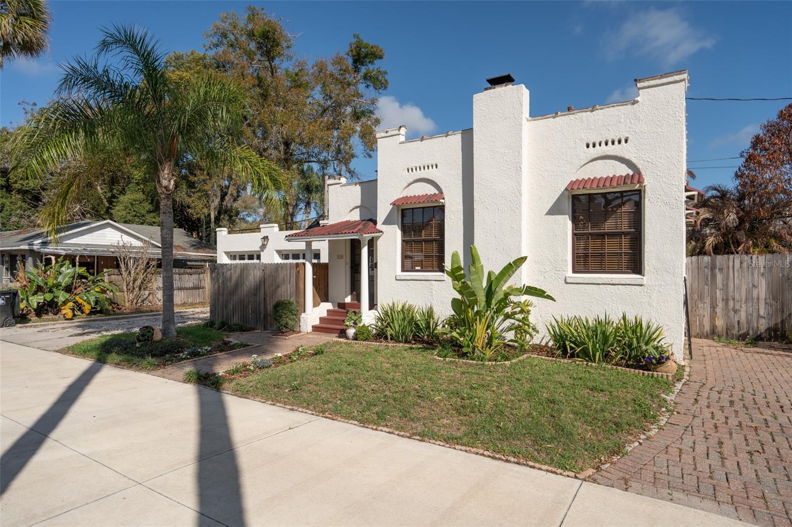 225 HIBISCUS CT, ORLANDO, FL, 32801